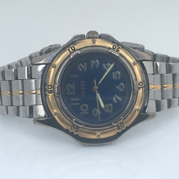 Guess Men Watch Analog Silver Gold Tone WristWatch - Picture 6 of 8